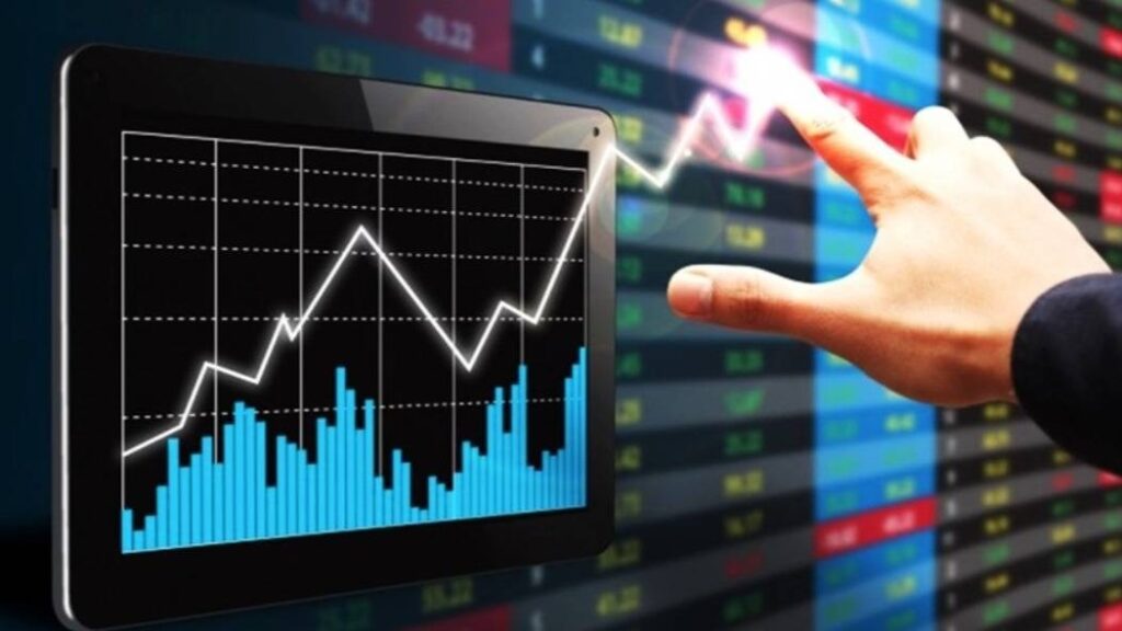 Todo el mundo te enseña a comprar. Nadie te enseña a VENDER.